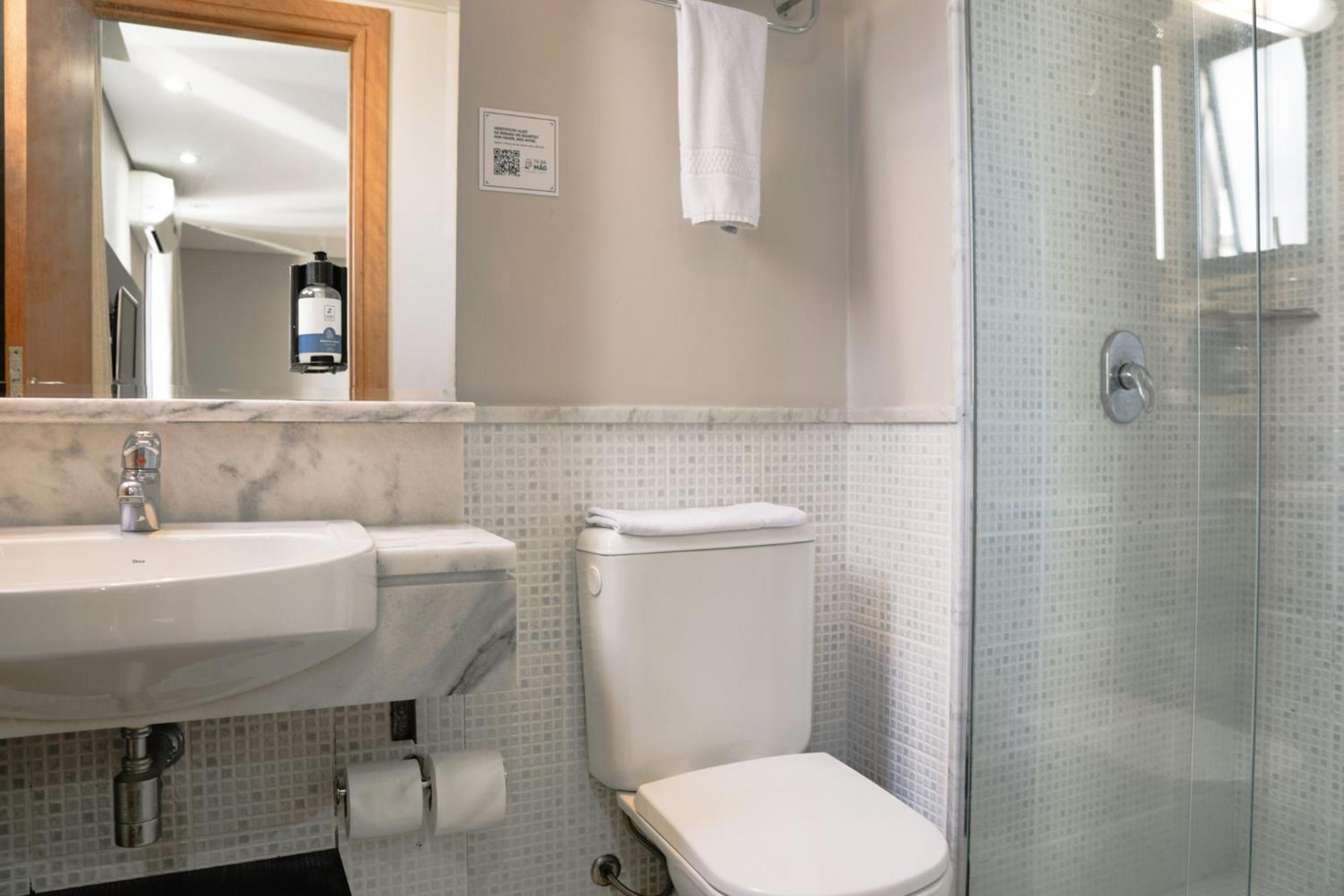 Slaviero Curitiba Batel Hotel Екстериор снимка